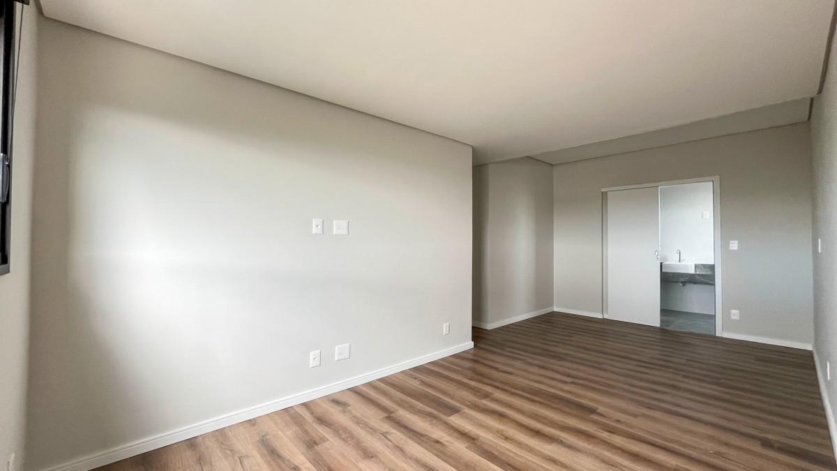 Apartamento, Castelo, 4 Quartos, 4 Vagas, 2 Suítes