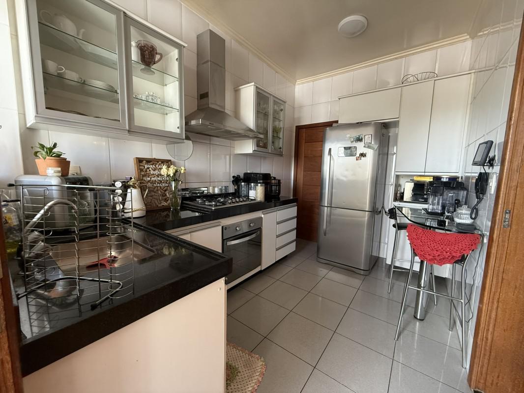 Apartamento, Filadélfia, 3 Quartos, 2 Vagas, 1 Suíte