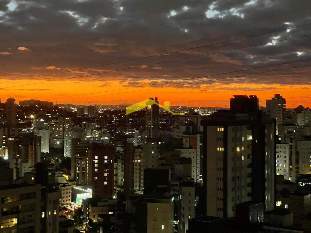 Cobertura, Buritis, 3 Quartos, 2 Vagas, 1 Suíte