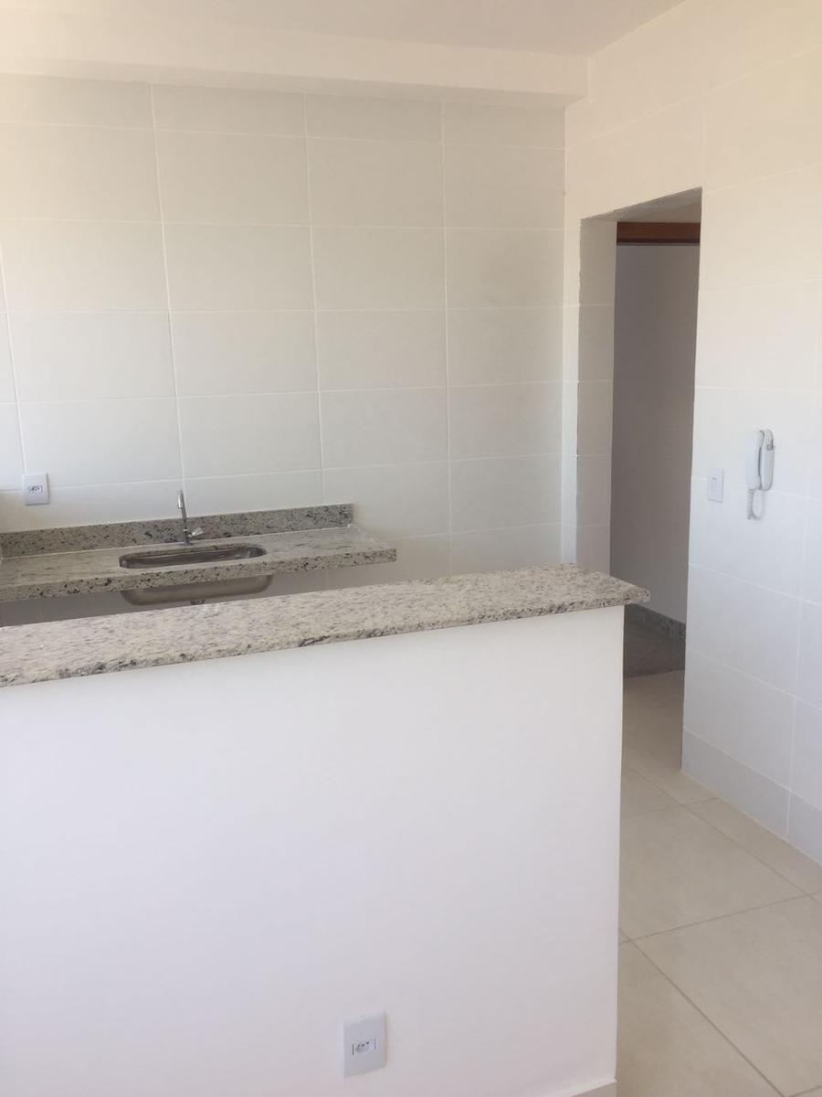 Apartamento, Nacional, 2 Quartos, 1 Vaga, 0 Suíte