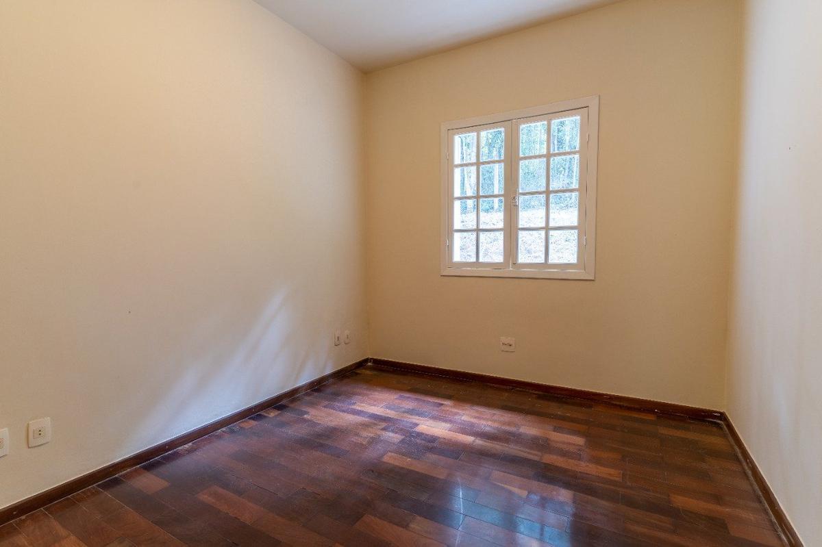 Casa, São Sebastião das Águas Claras, 4 Quartos, 5 Vagas, 3 Suítes