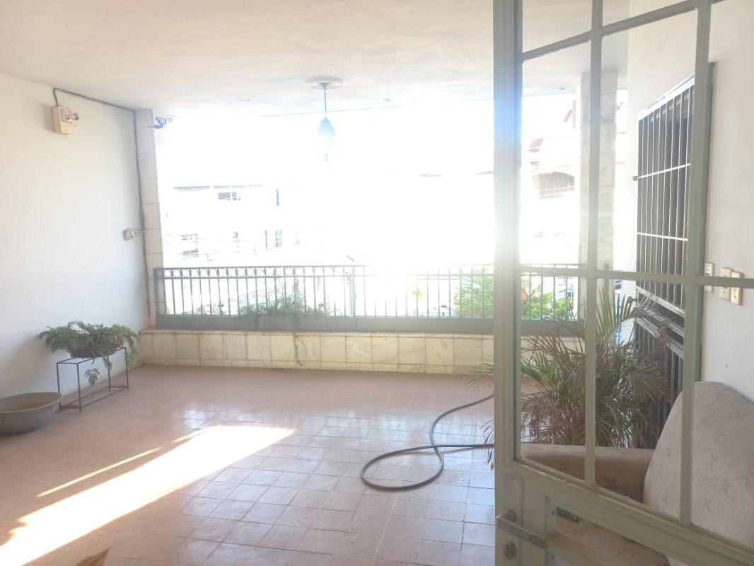 Lote, Planalto, 3 Quartos, 3 Vagas, 1 Suíte