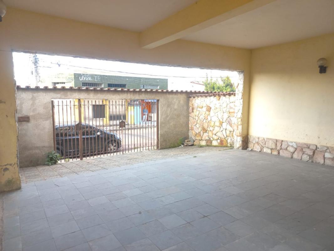 Casa, Planalto, 4 Quartos, 3 Vagas, 1 Suíte