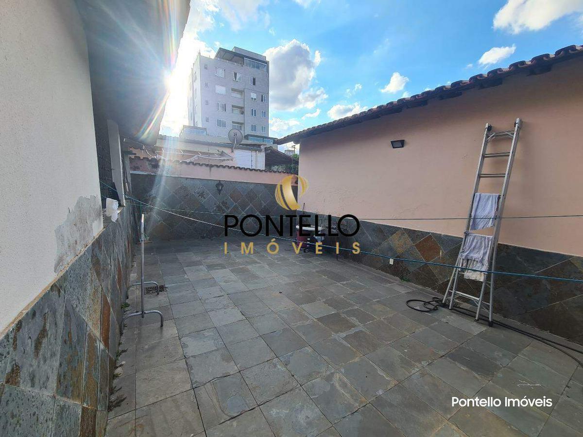 Casa, Renascença, 3 Quartos, 5 Vagas, 1 Suíte