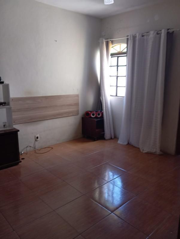 Casa, Horto, 5 Quartos, 2 Vagas, 1 Suíte