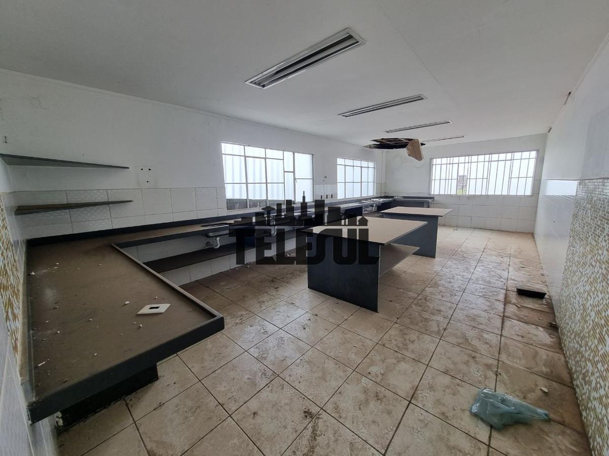 Galpão, Vila Isabel, 0 Quarto, 0 Vaga