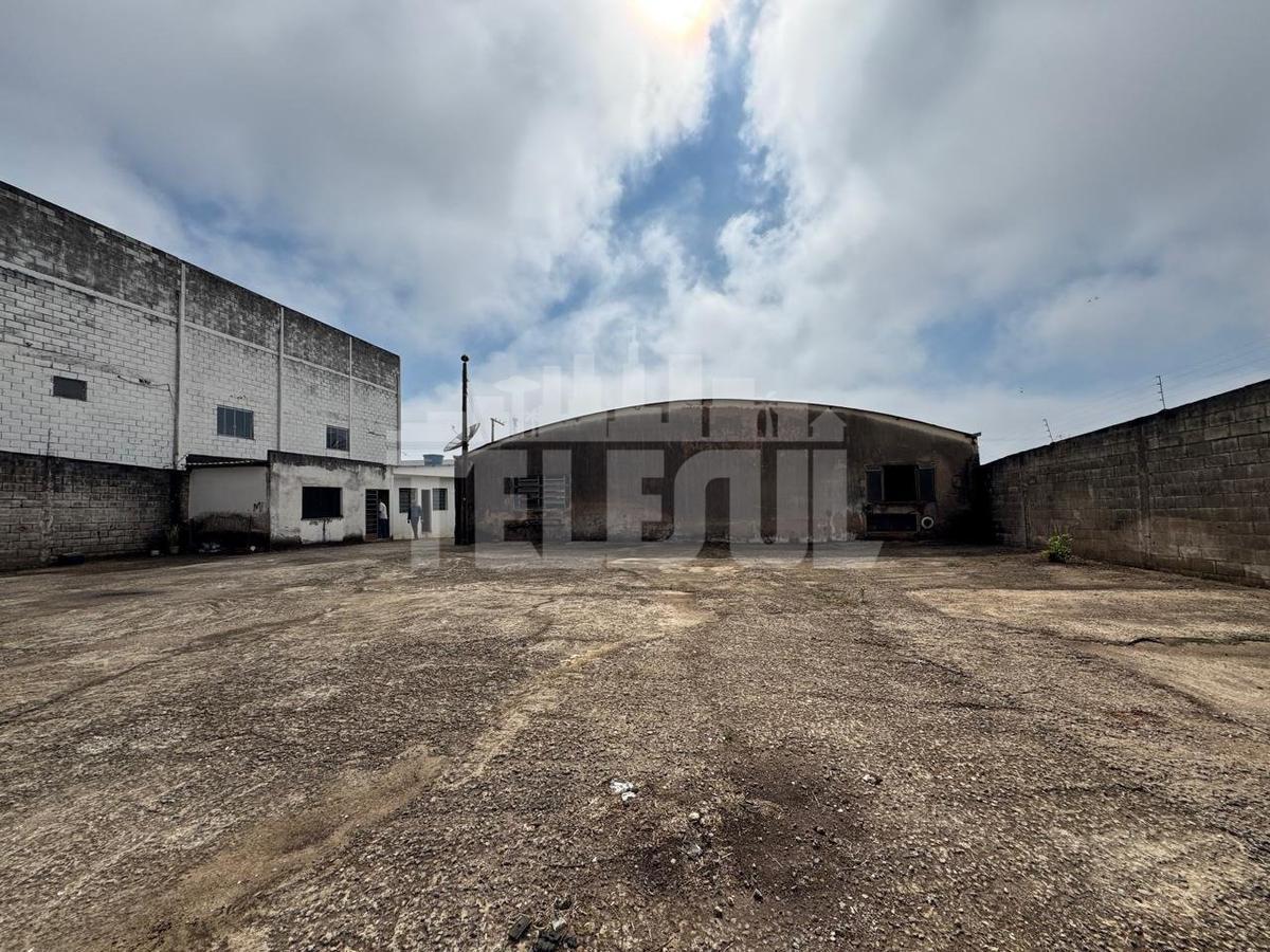 Galpão, Rezende, 0 Quarto, 0 Vaga