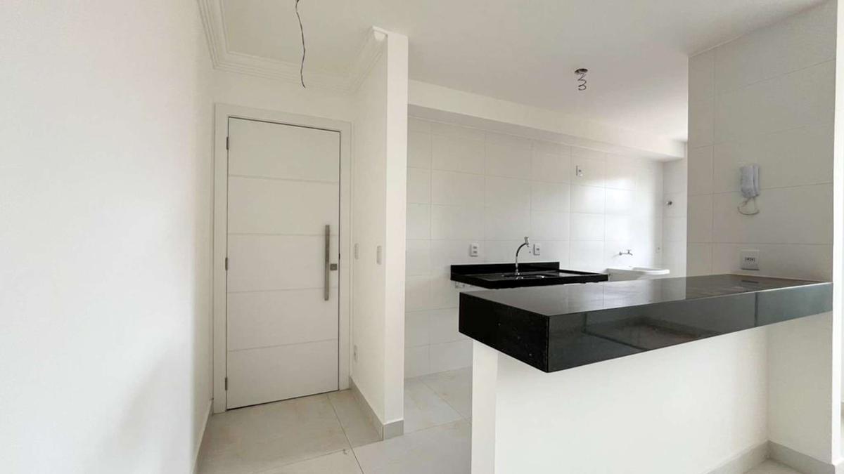 Apartamento, Sagrada Família, 3 Quartos, 2 Vagas, 1 Suíte