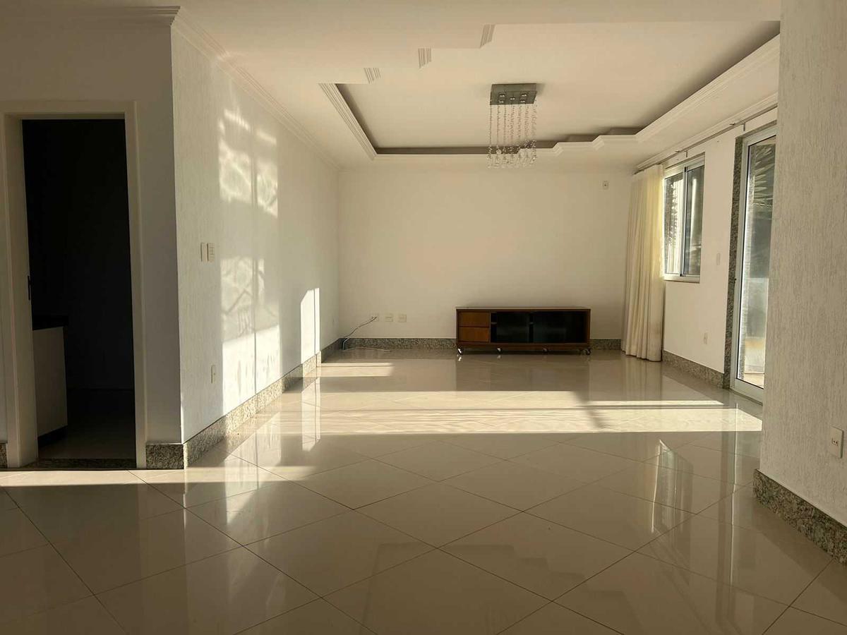 Casa, Paquetá, 4 Quartos, 4 Vagas, 1 Suíte