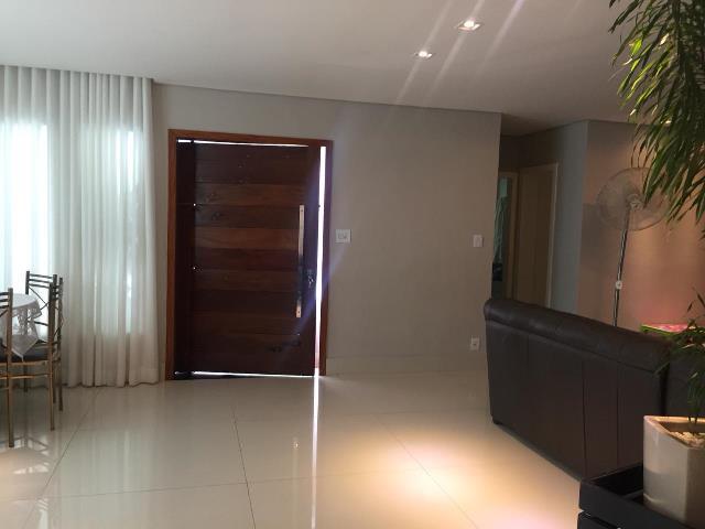 Casa Comercial, Ipiranga, 3 Quartos, 4 Vagas, 1 Suíte