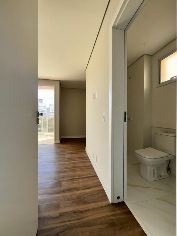 Apartamento, Sagrada Família, 2 Quartos, 2 Vagas, 1 Suíte