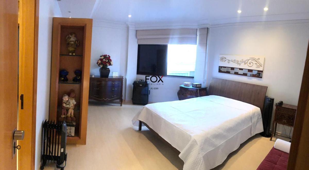 Apartamento, Funcionários, 4 Quartos, 4 Vagas, 3 Suítes