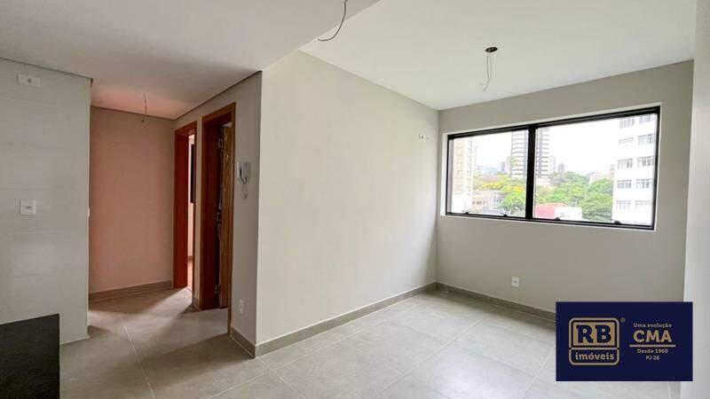 Apartamento, Funcionários, 2 Quartos, 1 Vaga, 1 Suíte