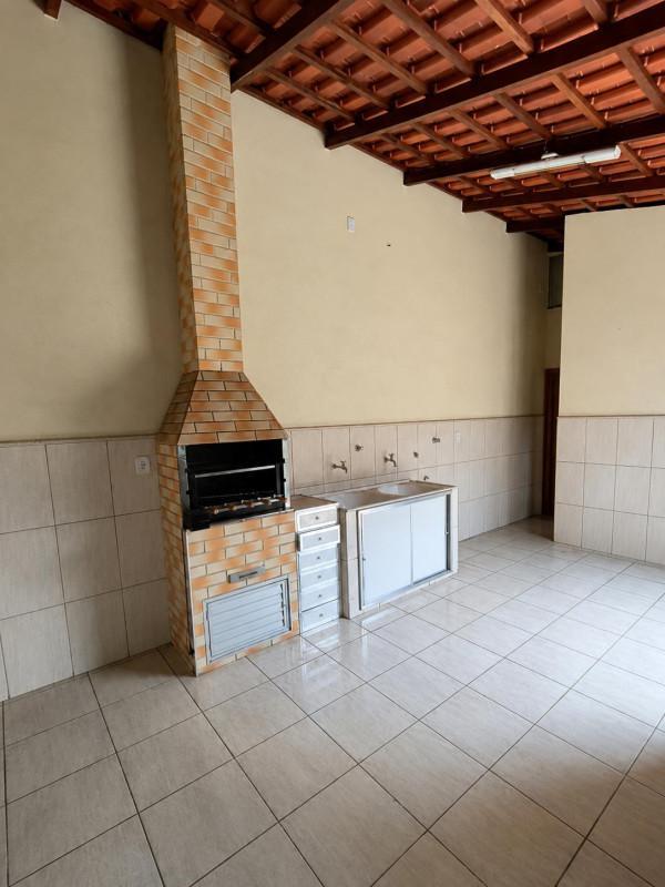 Casa, Tirol (barreiro), 4 Quartos, 4 Vagas, 1 Suíte