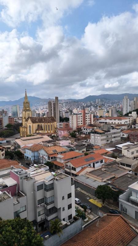 Apartamento, Floresta, 2 Quartos, 0 Vaga