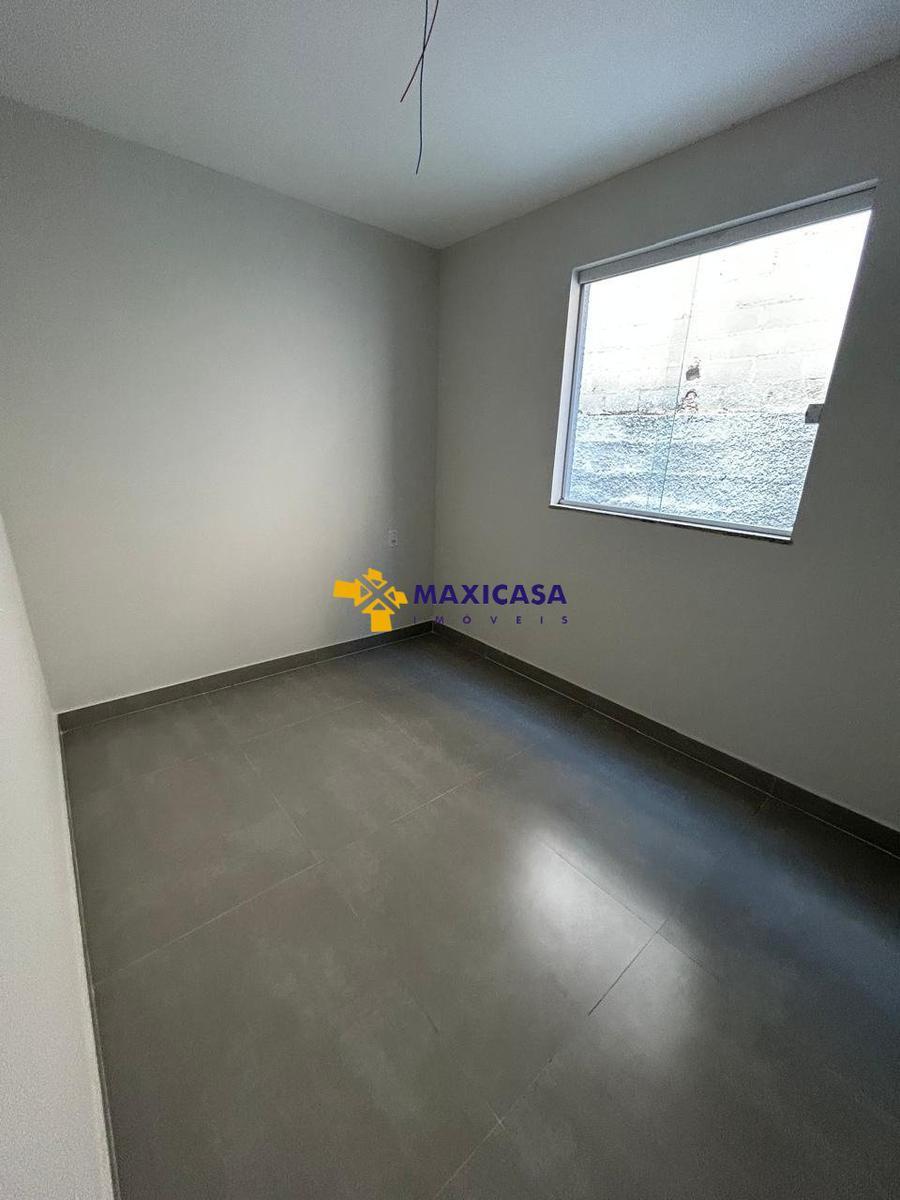 Casa, Planalto, 2 Quartos, 1 Vaga, 1 Suíte