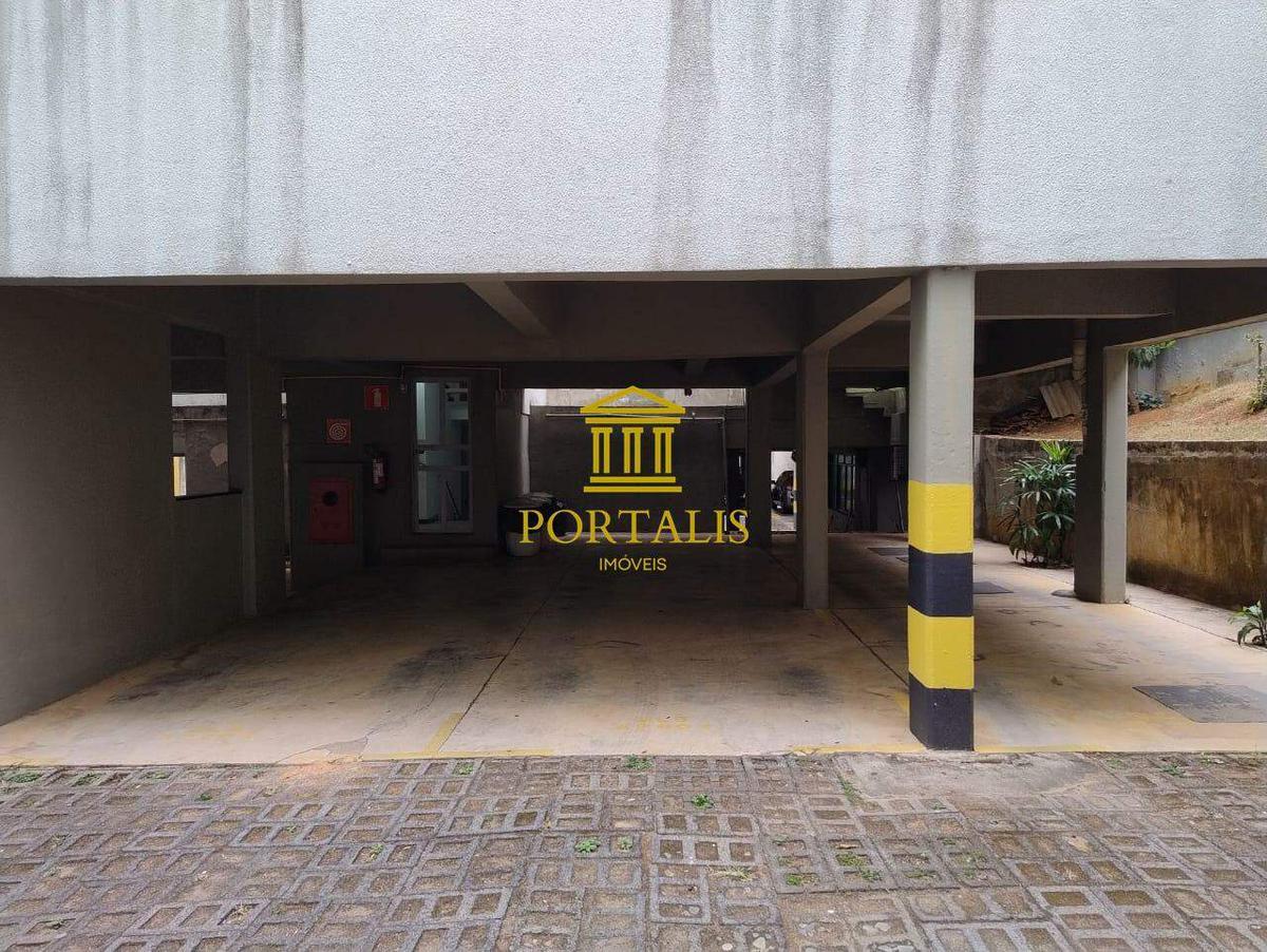 Apartamento, Floresta, 3 Quartos, 1 Vaga, 1 Suíte