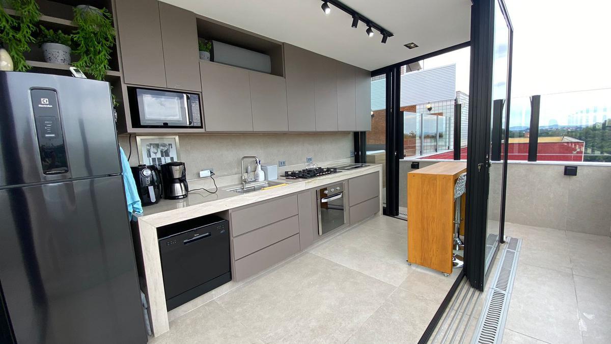 Cobertura, Ouro Preto, 5 Quartos, 2 Vagas, 3 Suítes