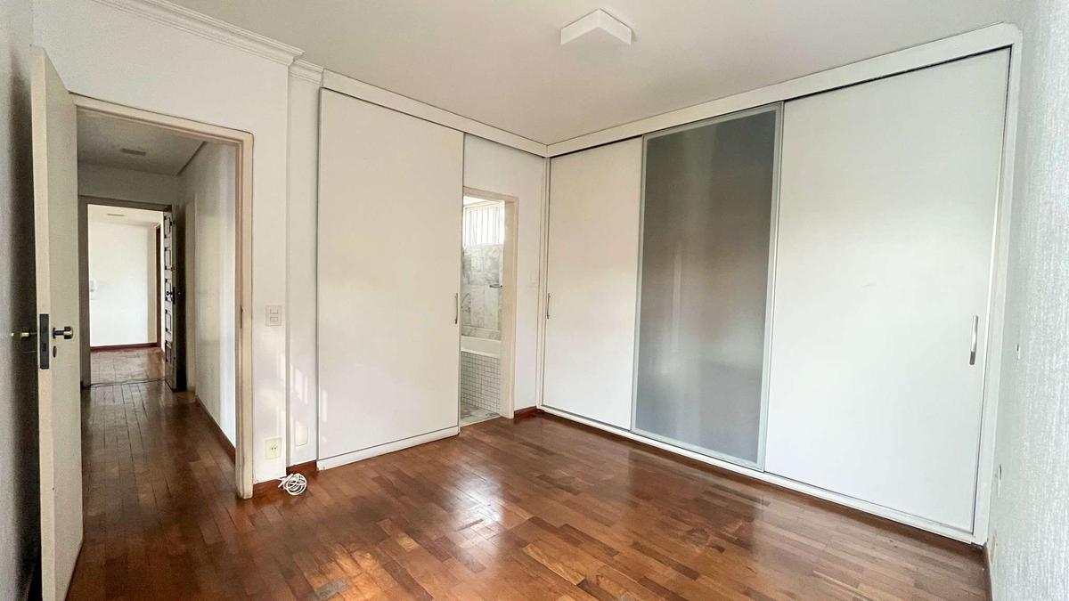 Apartamento, Estoril, 3 Quartos, 2 Vagas, 1 Suíte