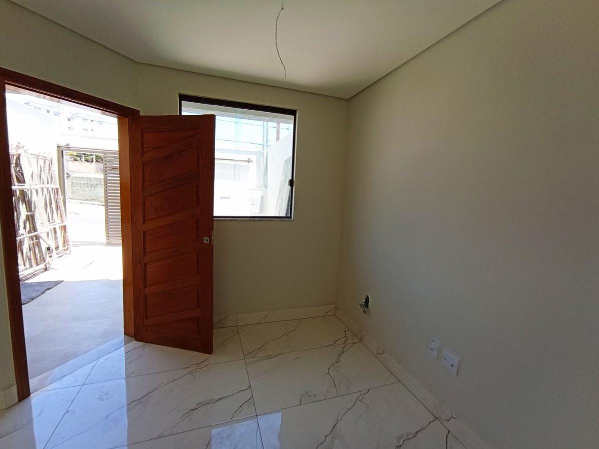 Casa, Santa Amélia, 3 Quartos, 2 Vagas, 1 Suíte