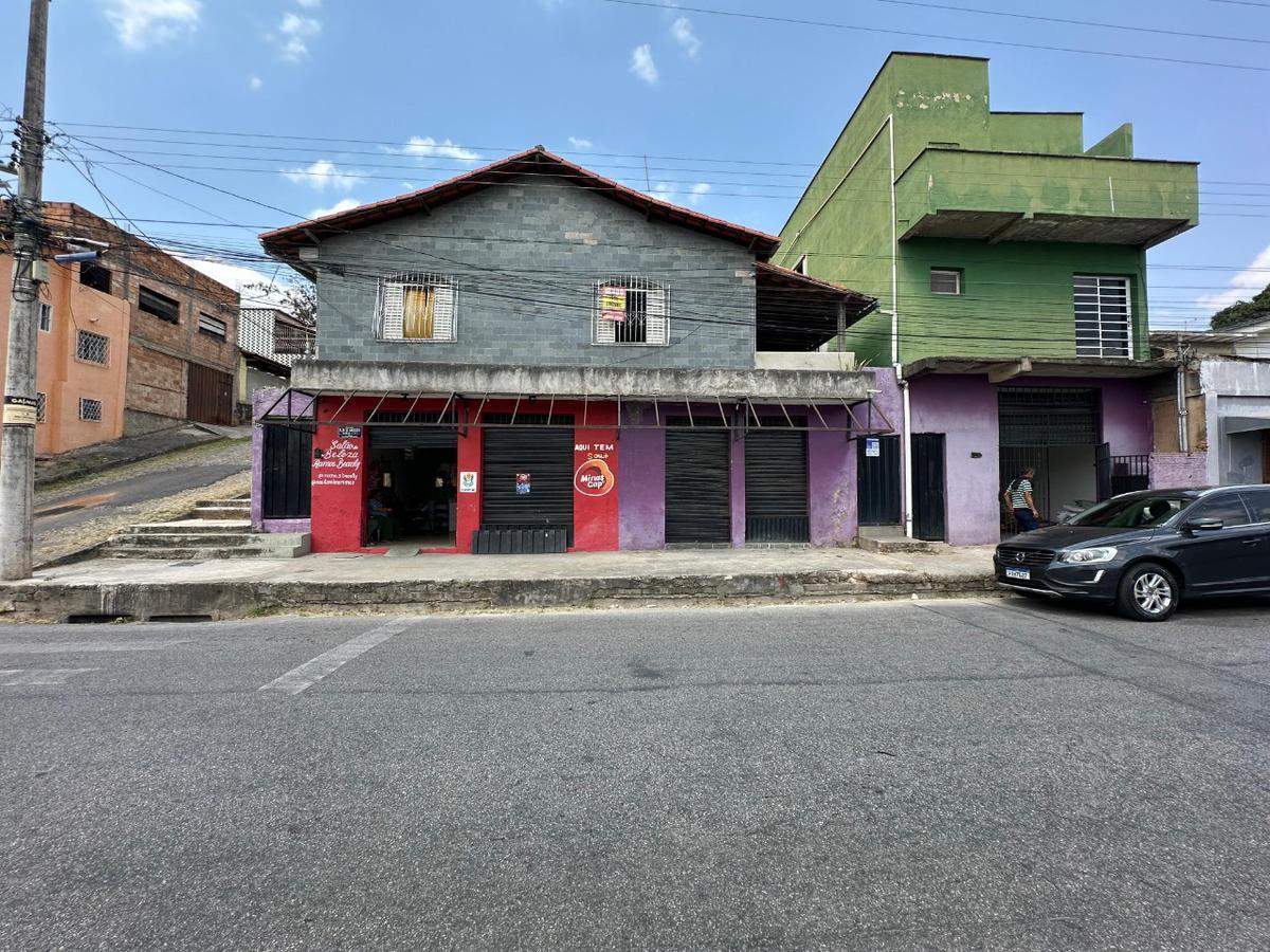 Casa, Santa Rosa, 4 Quartos, 8 Vagas, 2 Suítes