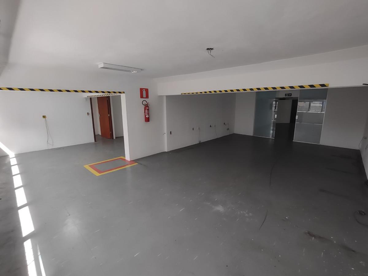 Sala, Santa Efigênia, 0 Quarto, 6 Vagas
