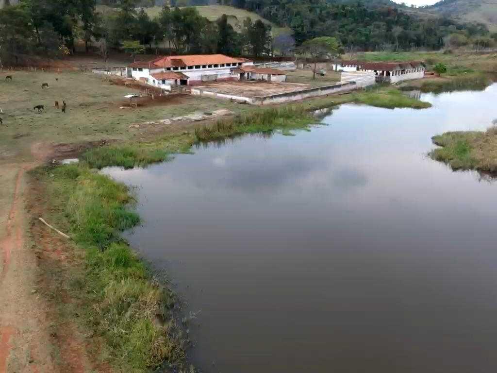 Fazenda, Zona Rural, 4 Quartos, 0 Vaga