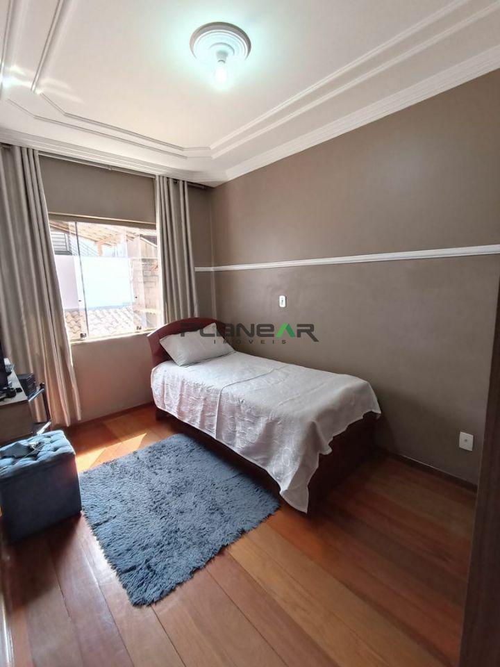 Casa, Jardim Riacho das Pedras, 3 Quartos, 3 Vagas, 1 Suíte