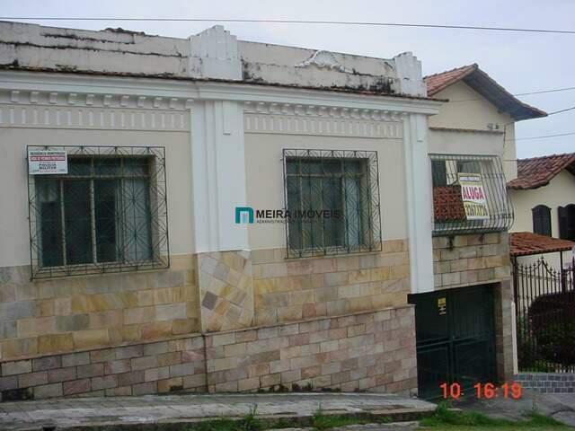 Casa, Floresta, 3 Quartos, 4 Vagas, 3 Suítes