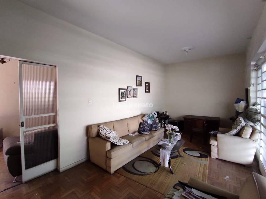Casa, Floresta, 3 Quartos, 4 Vagas, 1 Suíte