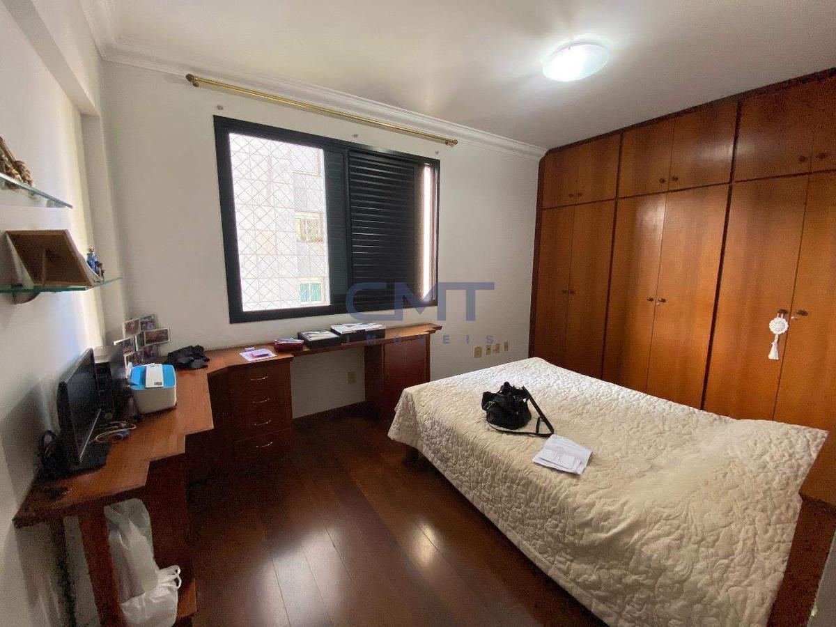 Apartamento, Funcionários, 4 Quartos, 3 Vagas, 2 Suítes