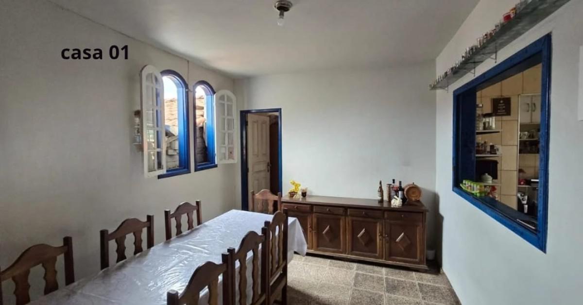 Casa, Centro, 13 Quartos, 0 Vaga, 1 Suíte