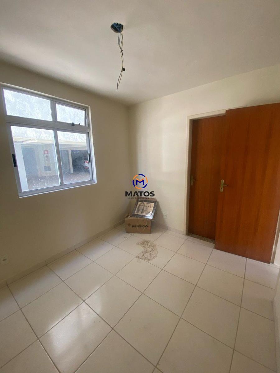 Apartamento, João Pinheiro, 2 Quartos, 1 Vaga, 1 Suíte