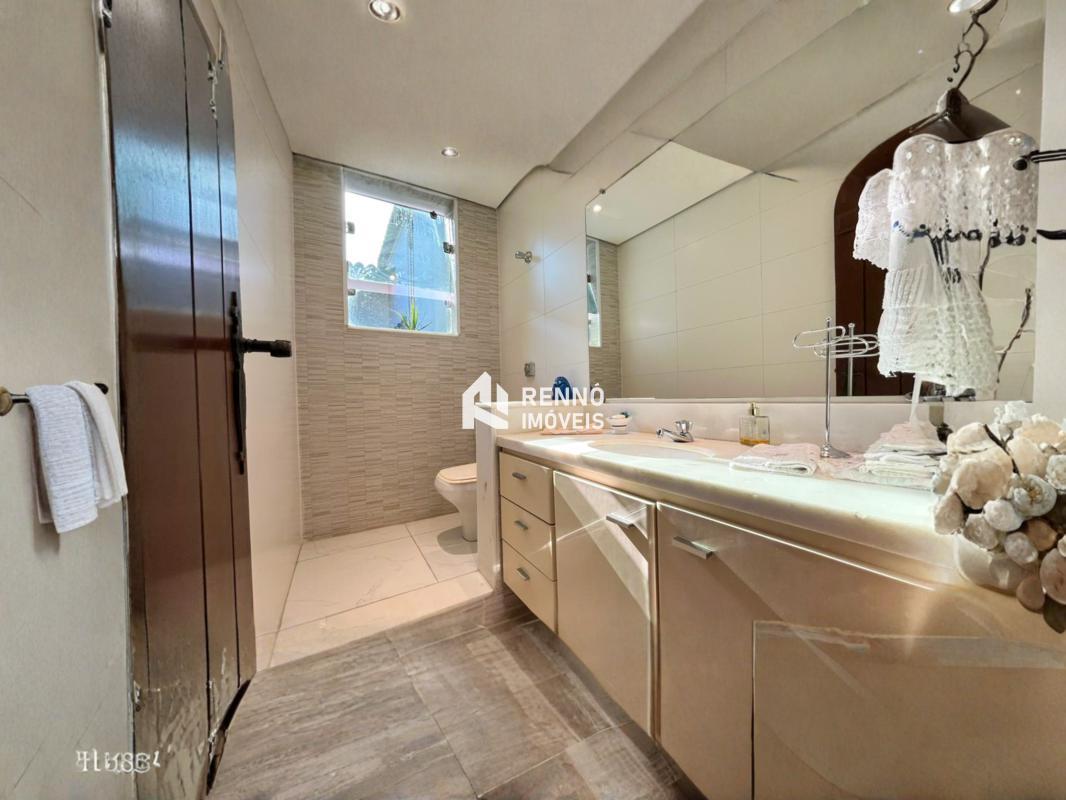 Casa, Cidade Jardim, 5 Quartos, 4 Vagas, 3 Suítes