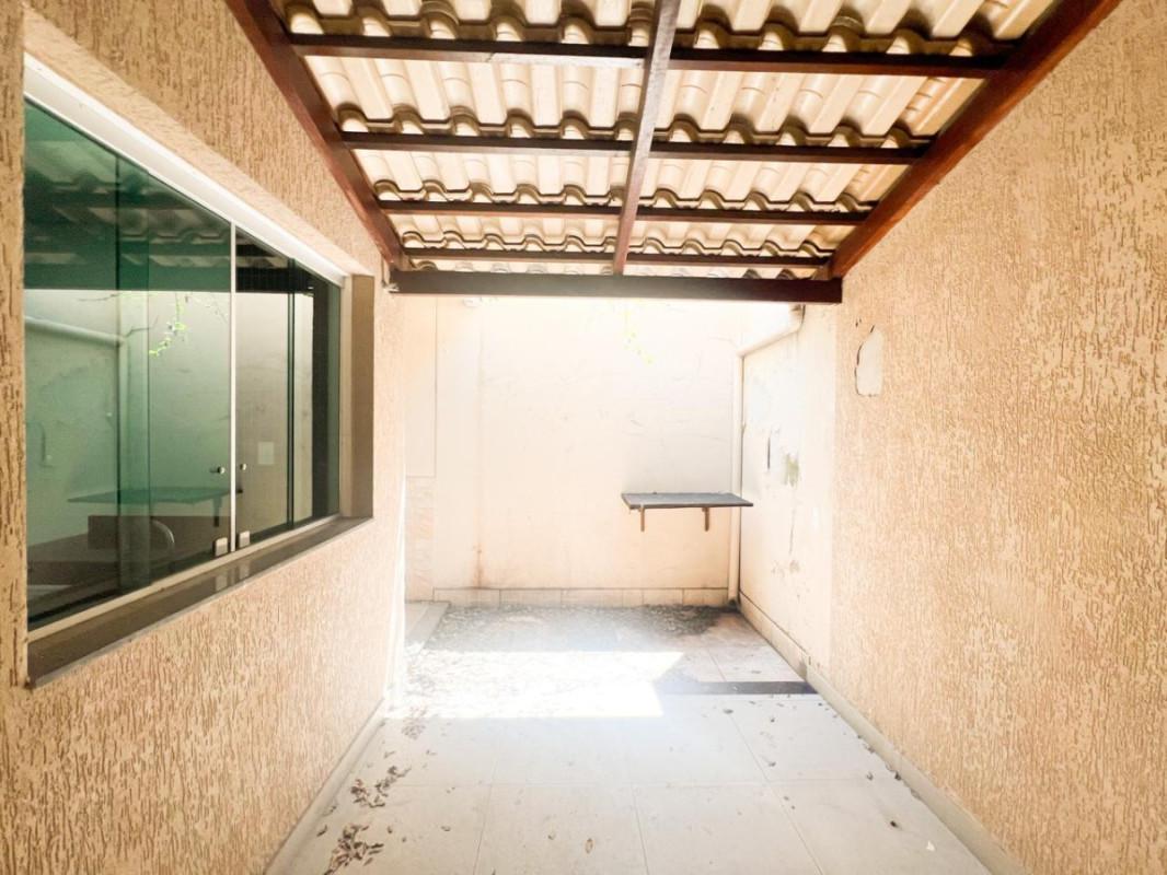 Casa, Santa Terezinha, 2 Quartos, 1 Vaga, 1 Suíte