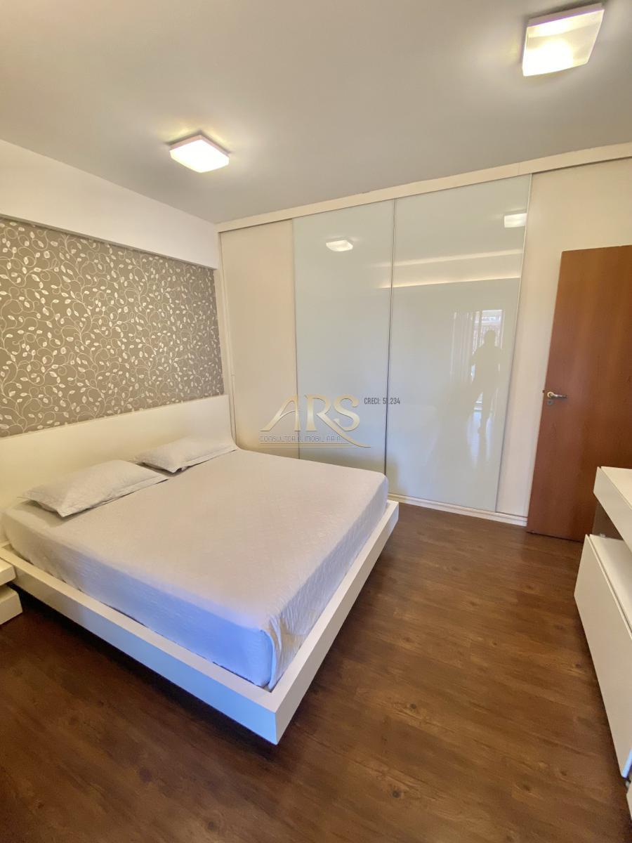 Apartamento, Centro, 4 Quartos, 3 Vagas, 2 Suítes