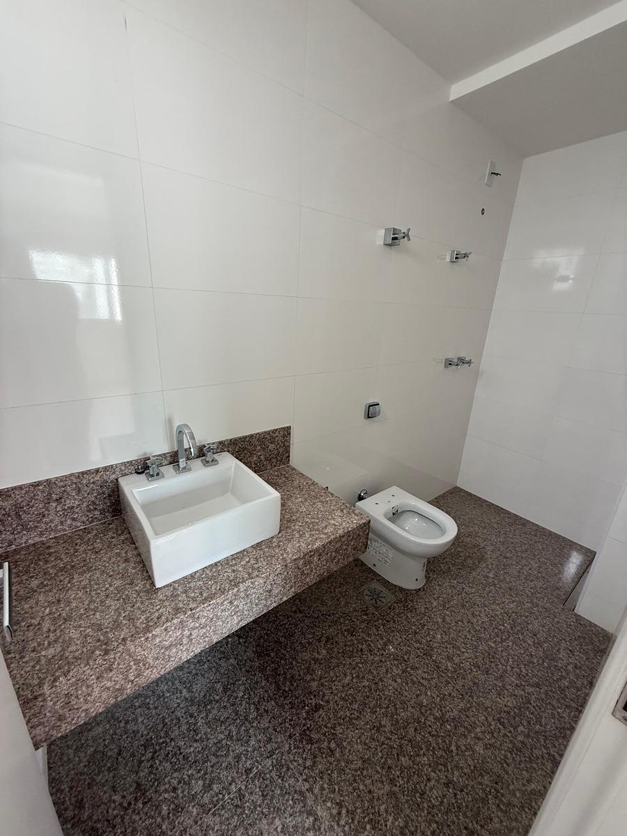 Apartamento, Anchieta, 4 Quartos, 2 Vagas, 4 Suítes