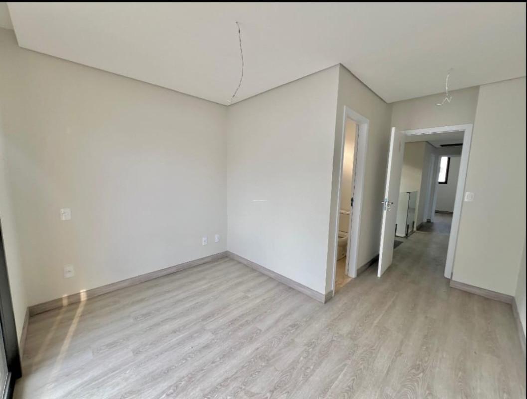 Casa, Pampulha, 4 Quartos, 2 Vagas, 1 Suíte