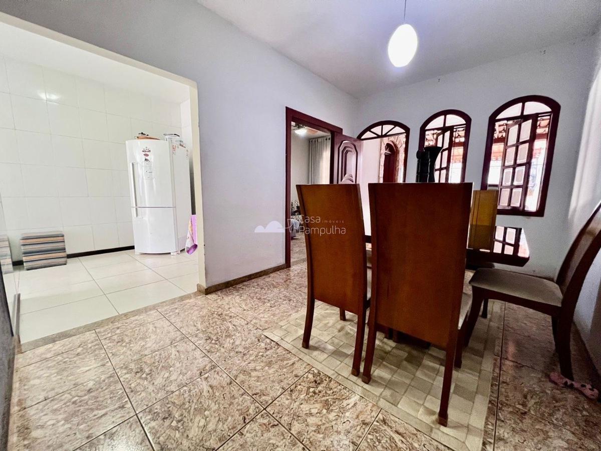 Casa, Santa Mônica, 3 Quartos, 2 Vagas, 1 Suíte
