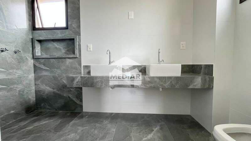 Apartamento, Castelo, 4 Quartos, 4 Vagas, 2 Suítes