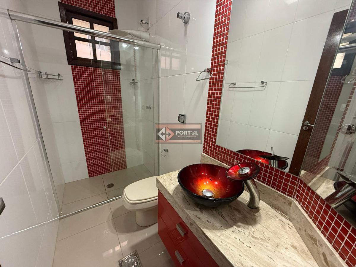 Casa, Itapoã, 3 Quartos, 4 Vagas, 1 Suíte