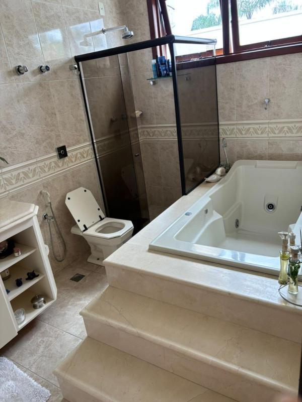 Casa, Bandeirantes (pampulha), 4 Quartos, 5 Vagas, 3 Suítes