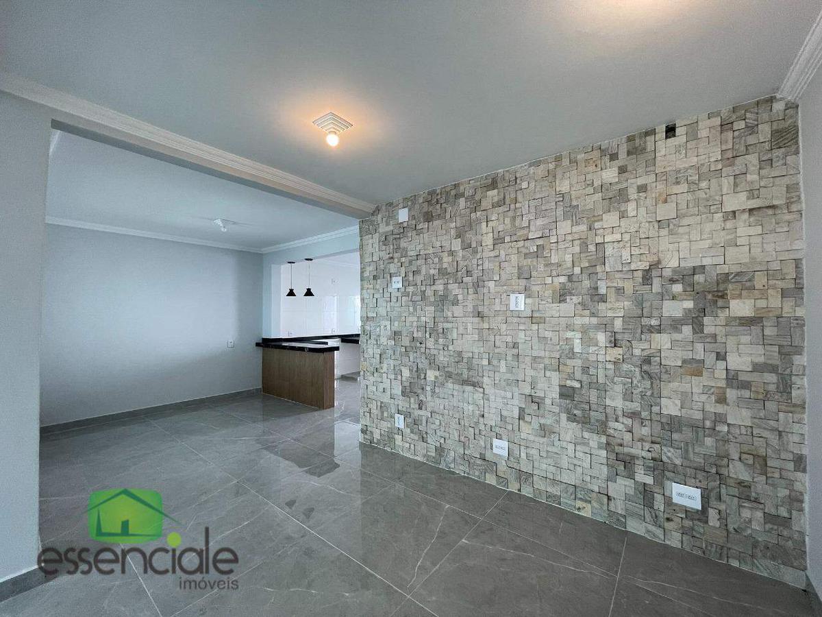 Casa, Monte Castelo, 3 Quartos, 4 Vagas, 1 Suíte