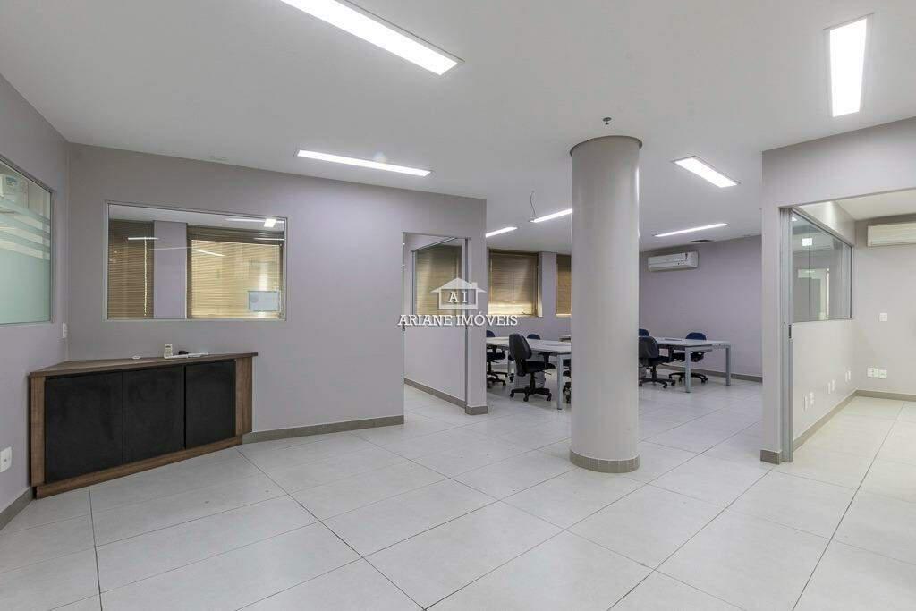 Sala, Vila da Serra, 0 Quarto, 7 Vagas