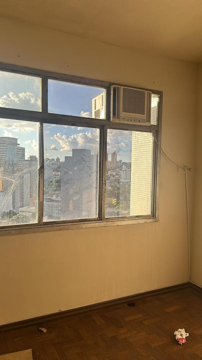 Conjunto de Salas, Centro