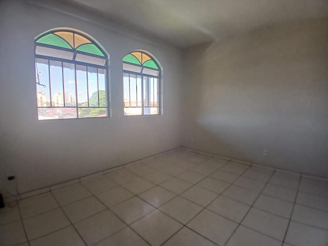Casa, Planalto, 3 Quartos, 1 Vaga, 1 Suíte