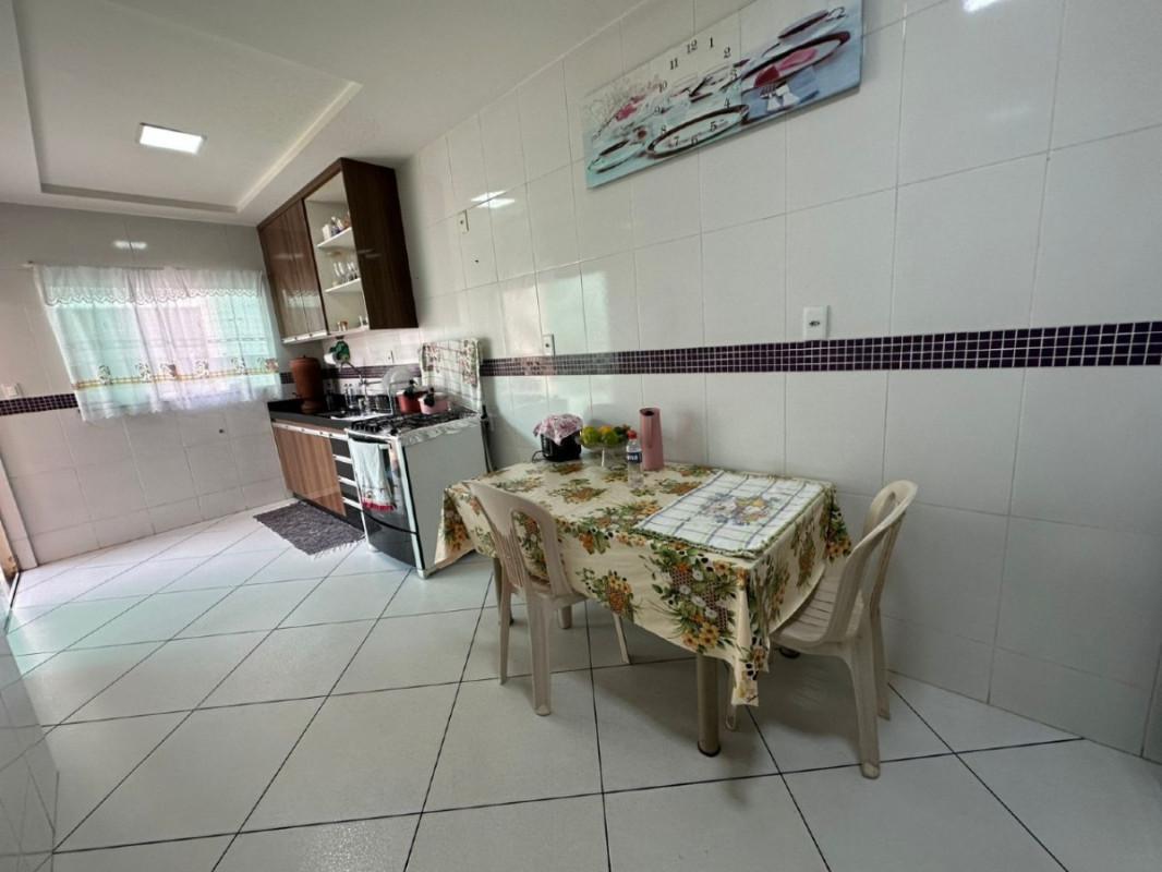 Casa, Teixeira Dias (barreiro), 3 Quartos, 2 Vagas, 1 Suíte