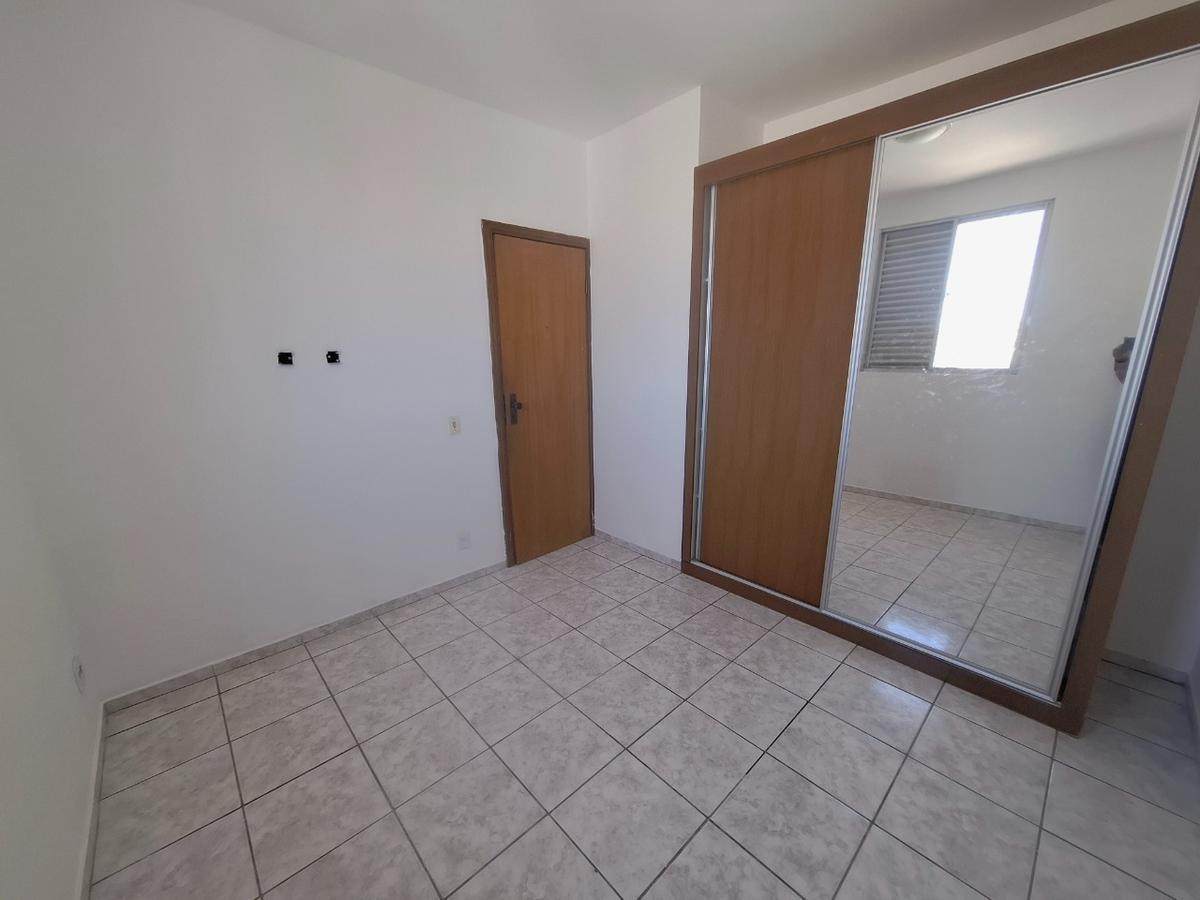 Apartamento, Santa Cruz, 2 Quartos, 1 Vaga