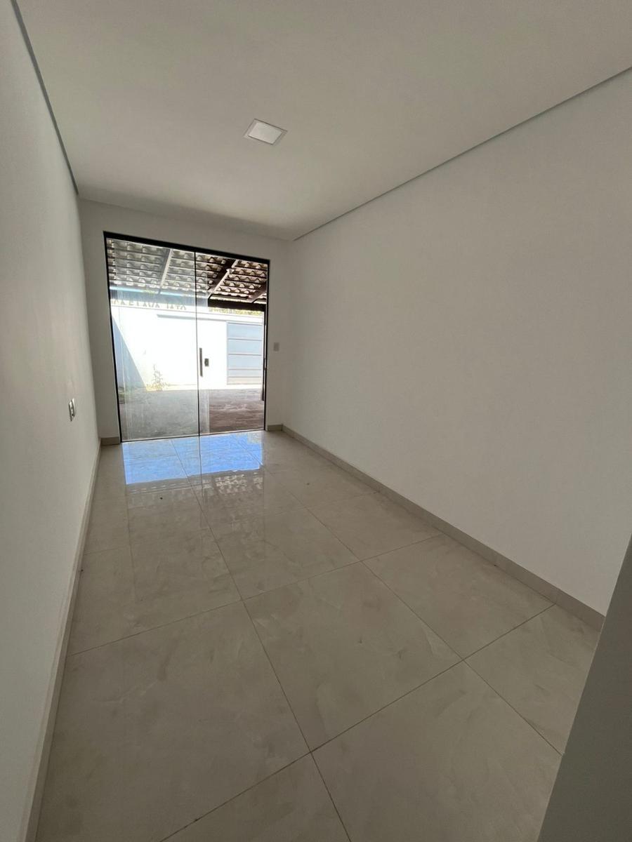 Casa, Centro, 2 Quartos, 2 Vagas, 1 Suíte