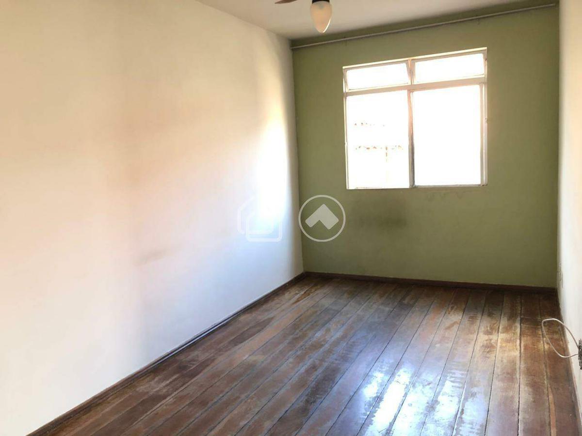 Apartamento, Sagrada Família, 2 Quartos, 1 Vaga